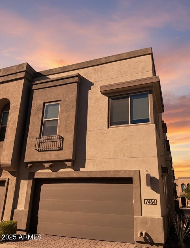 Building Photo - 7464 E Paraiso Dr