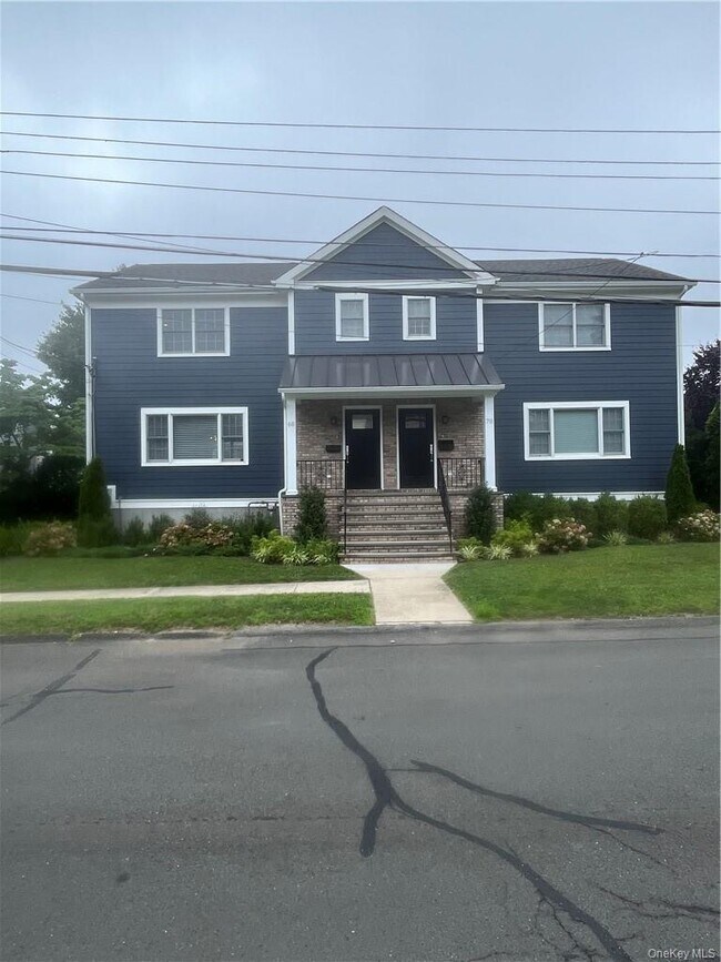 Building Photo - 68 Henry Ave