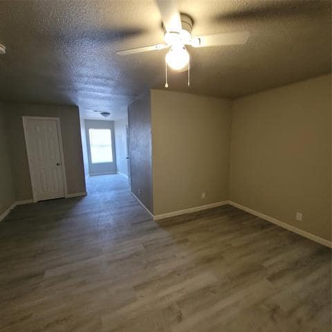 Building Photo - 209 W Purdom