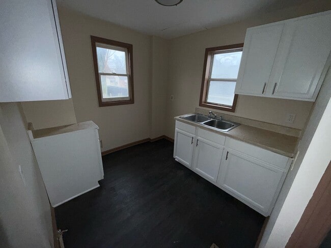 Building Photo - 959 Cole Ave