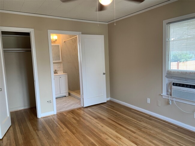 Building Photo - 307 Avondale St