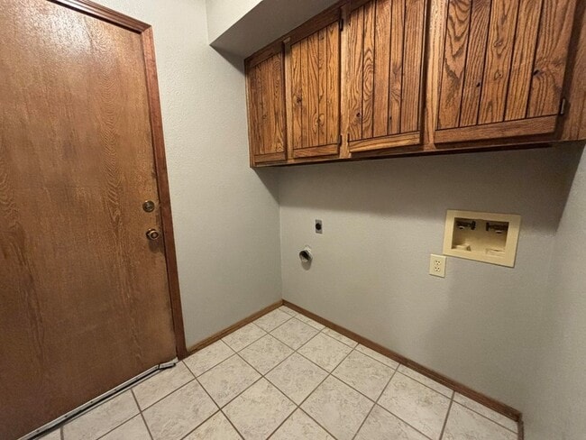 Building Photo - 1302 Briar Creek Rd