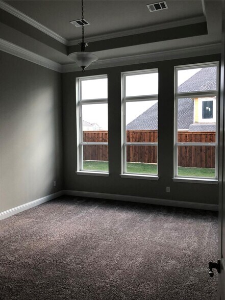 Building Photo - 6691 Titus Ln