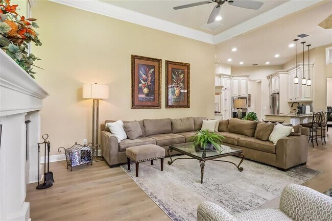 Building Photo - 3274 Oakmont Terrace