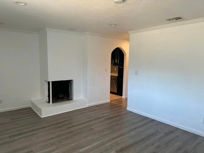 Building Photo - Home for Rent in Rio Linda