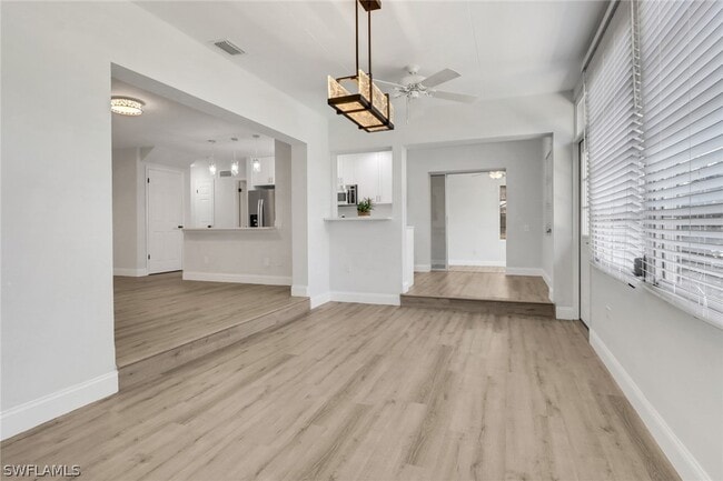 Building Photo - 1120 Sandpiper St