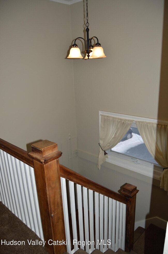 Building Photo - 86 Ulster Ave