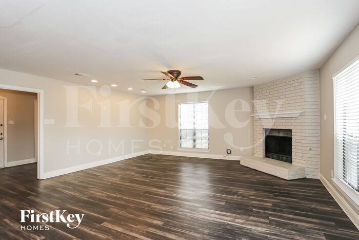Building Photo - 2345 Kildeer Trail