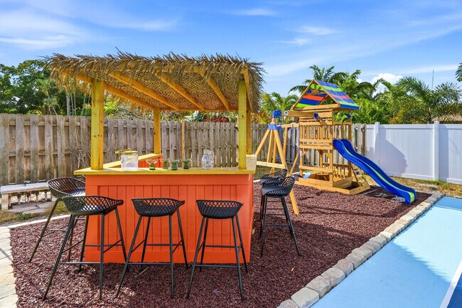 Building Photo - 428 46th St NW