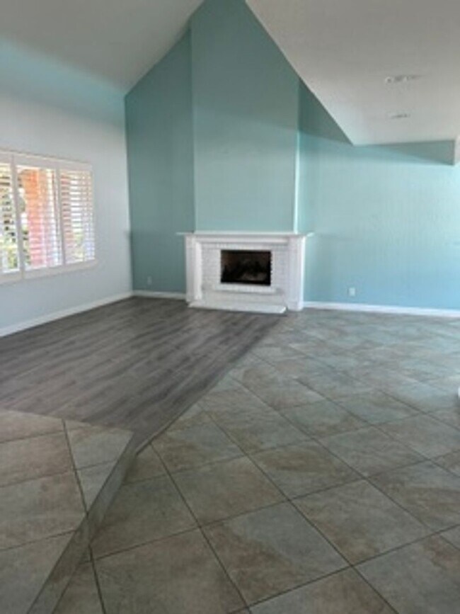 Building Photo - Spacious 4BR Home with Gated Pool, Chef’s Kitchen & 3-Car Garage