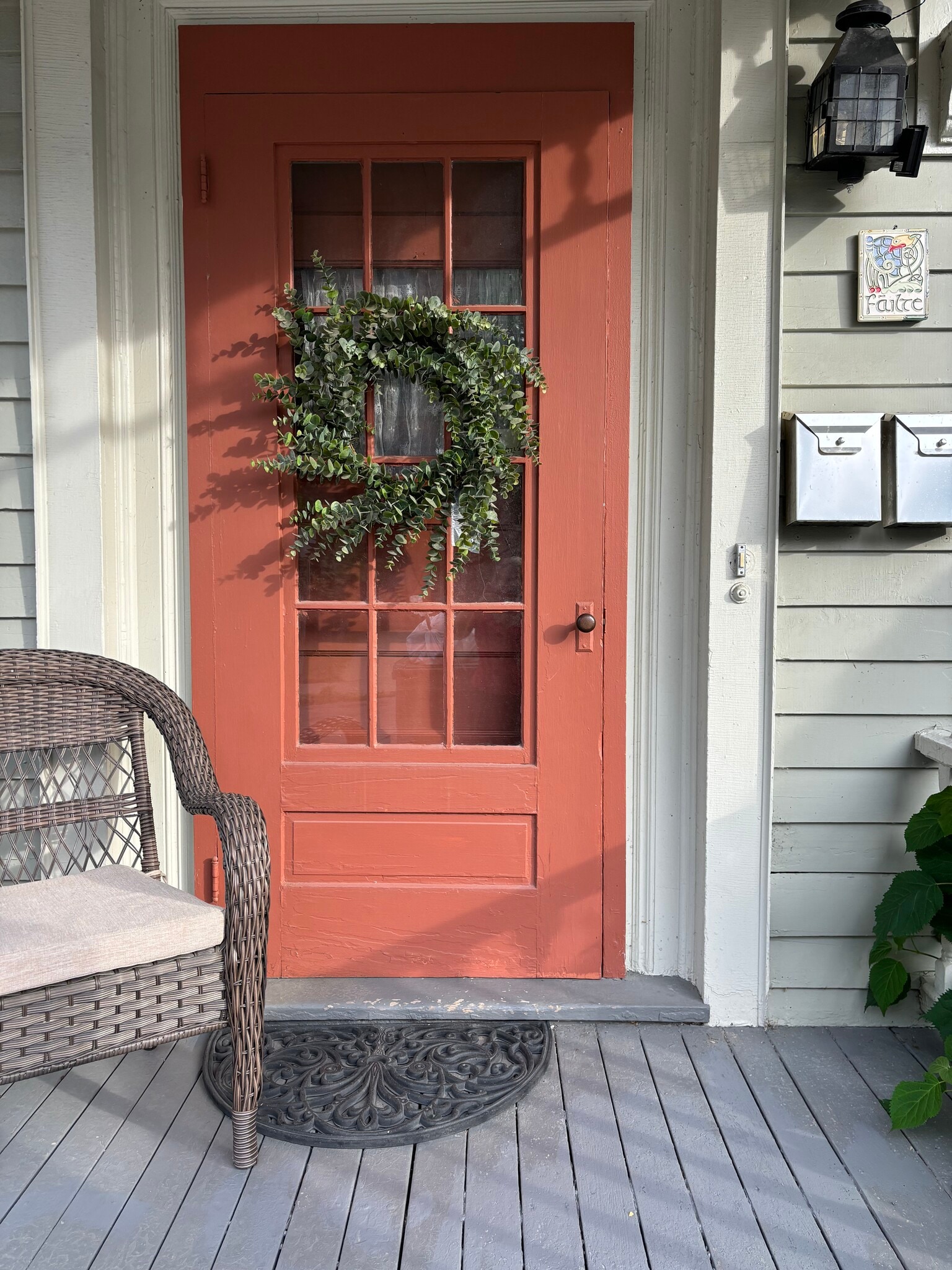 Main entrance - 16 Kinderhook St