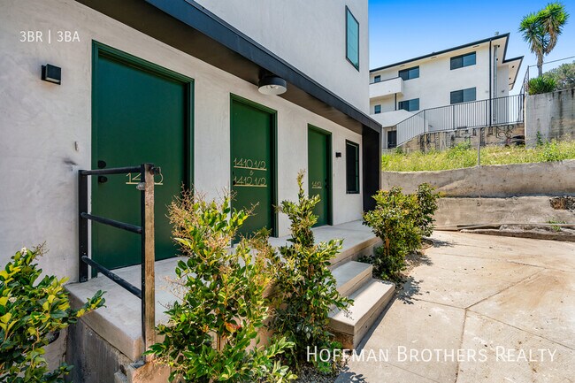 Building Photo - 209 Lucas Ave
