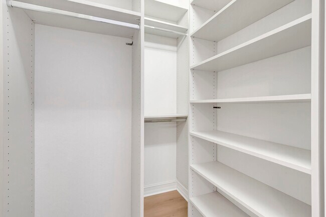 Building Photo - 22164 Verbena Way