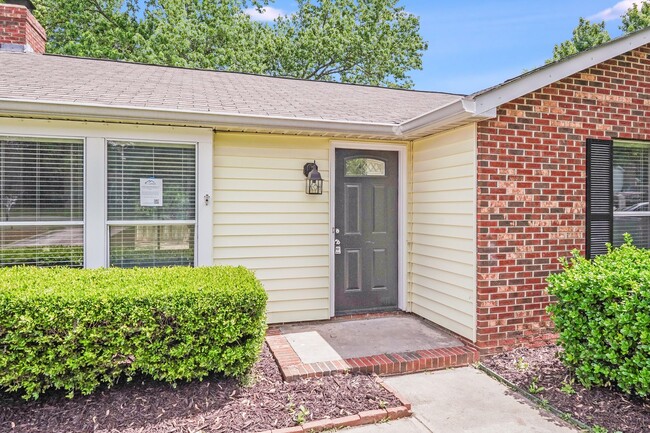 Building Photo - Stylishly Updated 3-Bedroom Home in Sought...