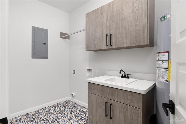 Building Photo - 17 Salamanca St