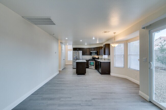 Building Photo - 1738 Toltec Cir