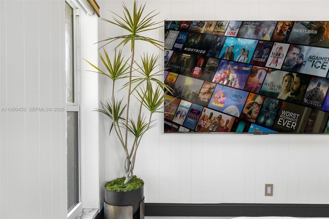 Building Photo - 10366 NW 15th St