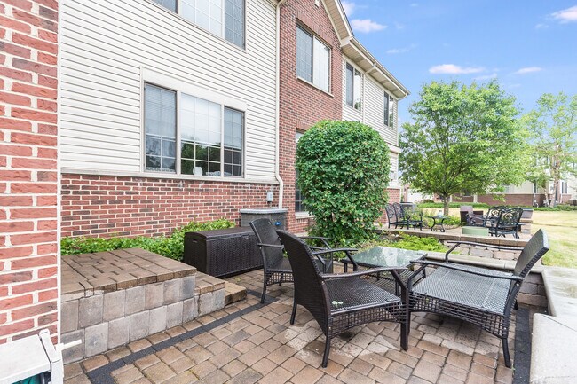Building Photo - 2768 Blakely Ln