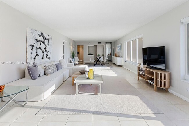 Building Photo - 1151 N Fort Lauderdale Beach Blvd