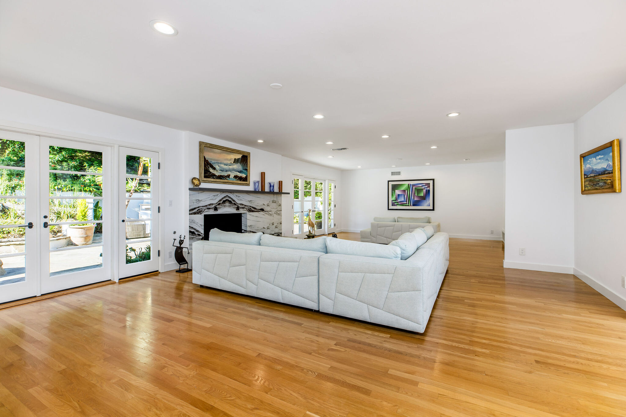 Building Photo - 341 Surfview Dr