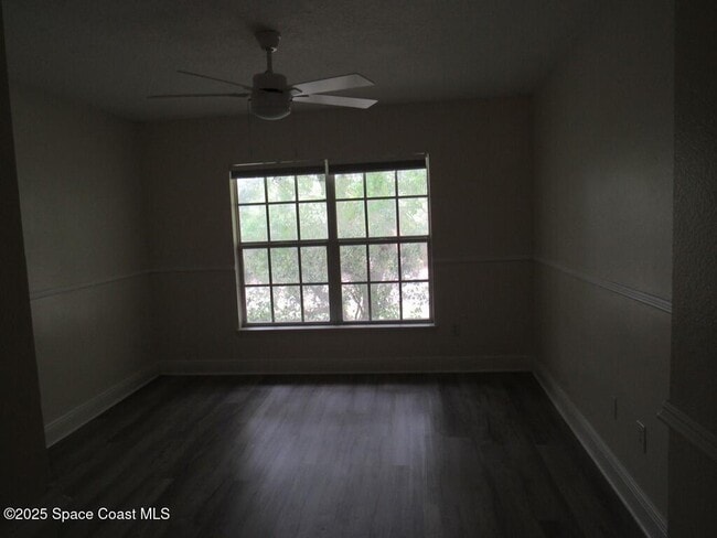 Building Photo - 246 Tin Roof Ave