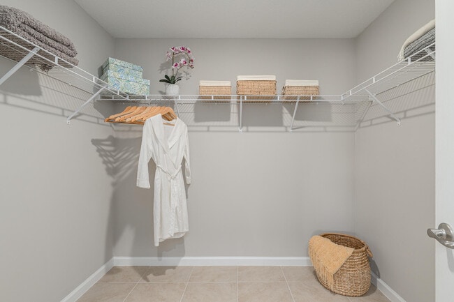 Building Photo - 3197 SW Armucher St