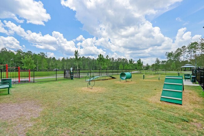 Building Photo - Charming 3-Bedroom Home in Nassau Crossing...