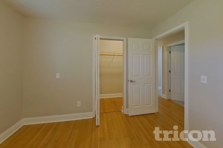 Building Photo - 554 Peregrine Ct