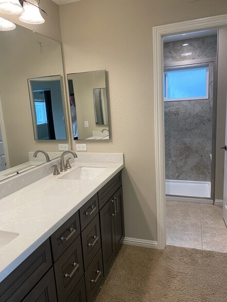 Building Photo - 9306 Northridge Pl