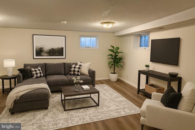 Building Photo - 4654 36th St S