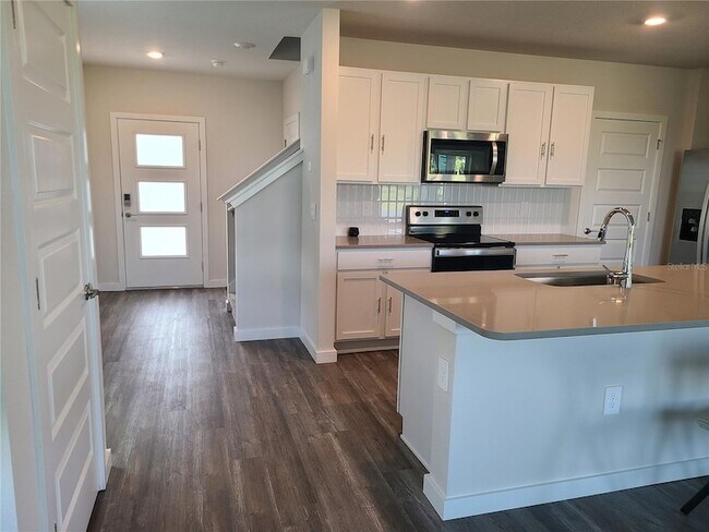 Building Photo - 3728 Hatchery Wy