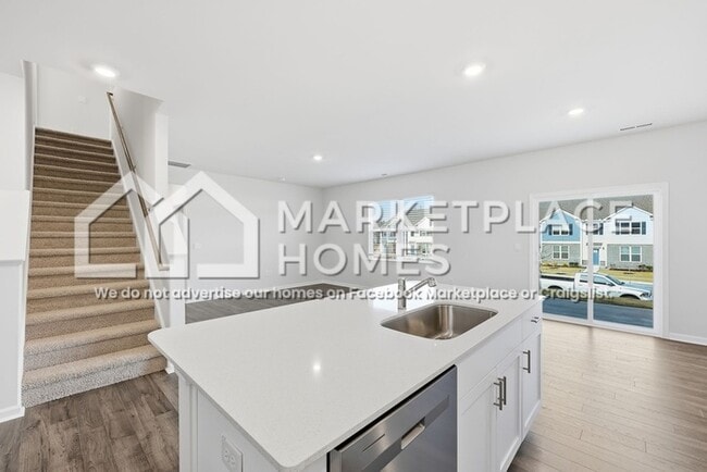 Building Photo - 1200 Pavo Path