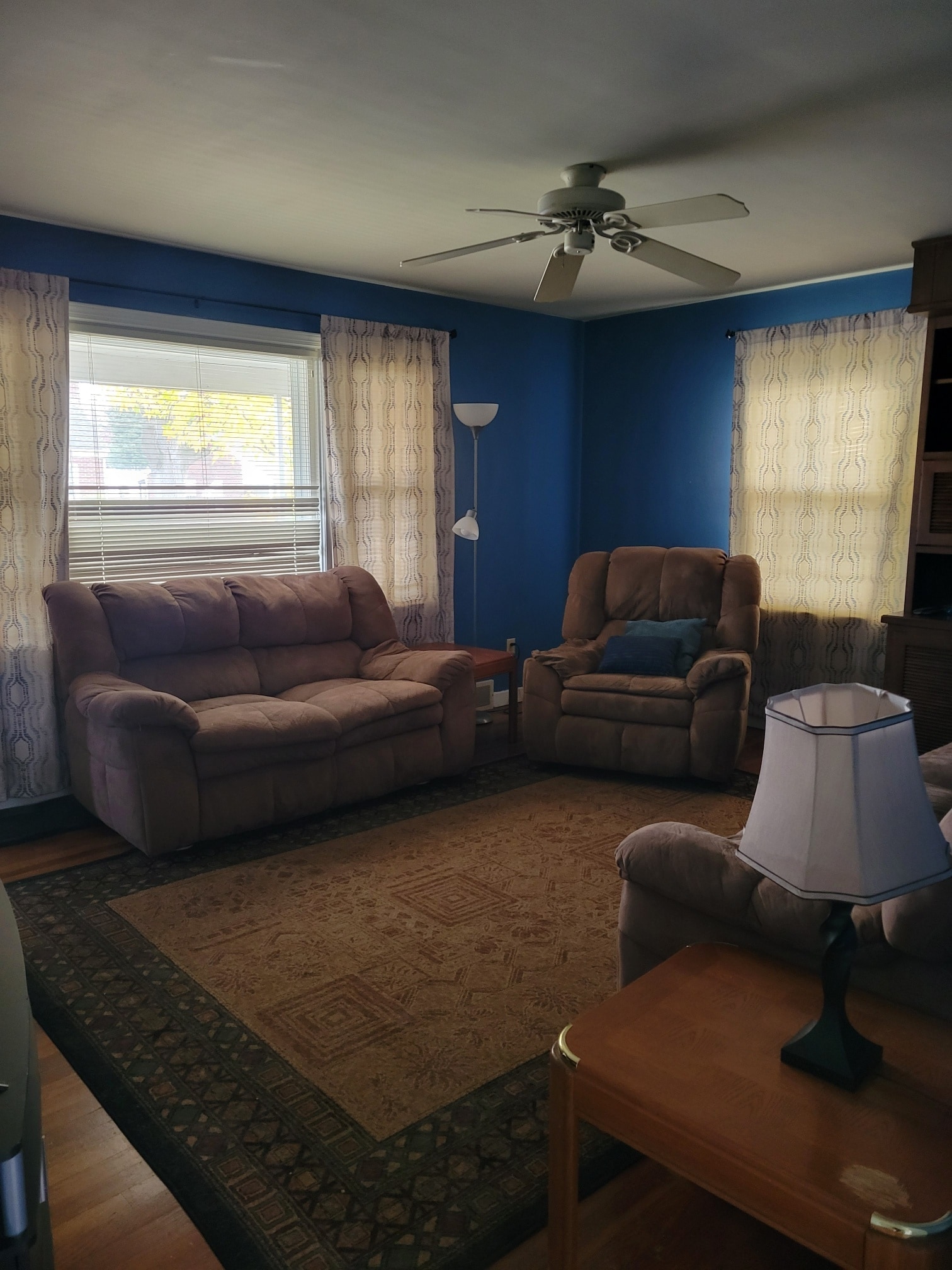 Building Photo - 4010 7th Ave