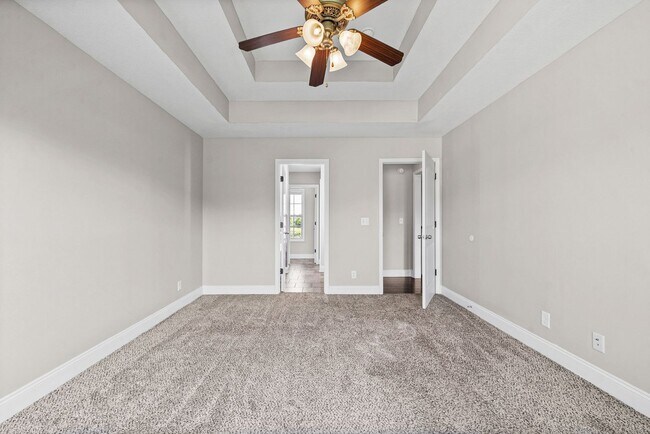 Building Photo - Pet Friendly Four Bedroom with Basement!
