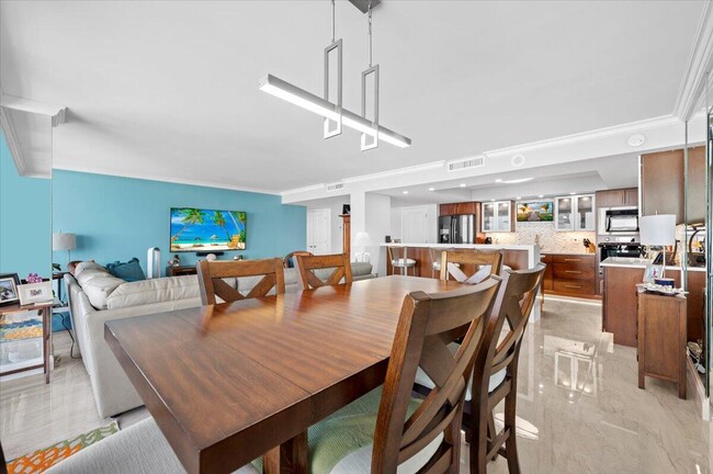 Building Photo - 4200 N Ocean Dr