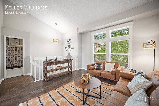 Building Photo - 8510-Rental Ilex Dr