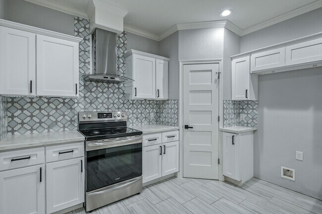 Building Photo - 11315 Alcott Dr