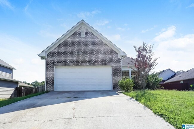 Primary Photo - 140 GREENWOOD Cir