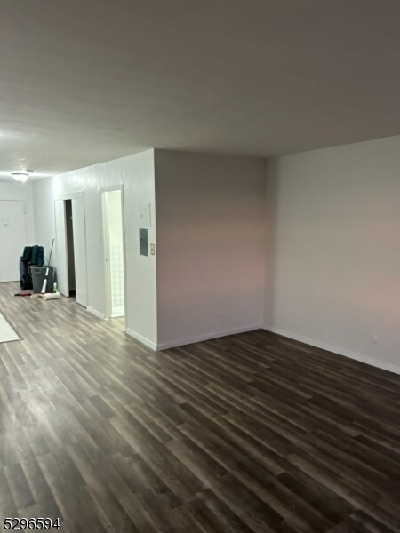 Building Photo - 285 Aycrigg Ave