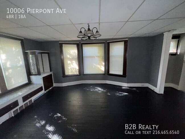 Building Photo - 10006 Pierpont Ave