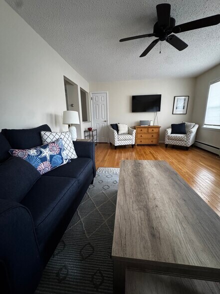 Building Photo - 310 Maryland Ave