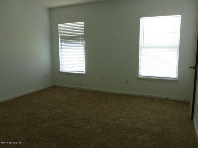 Building Photo - 1500 Calming Water Dr