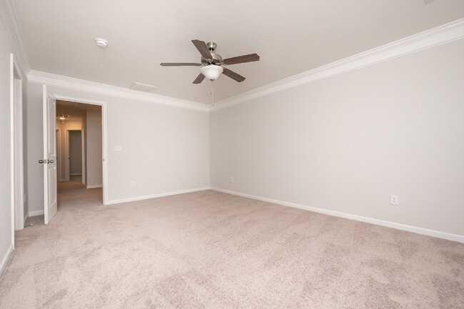 Building Photo - Elegant 3-Bedroom, 2.5-Bath Townhome with Modern Finishes ($1950/mo rent***)