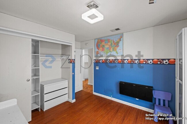 Building Photo - 32445 Lake Barlee Ln