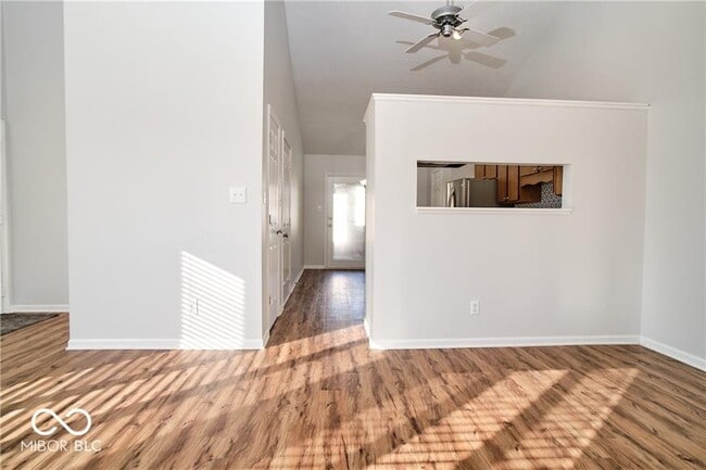 Building Photo - 802 Westridge N Dr