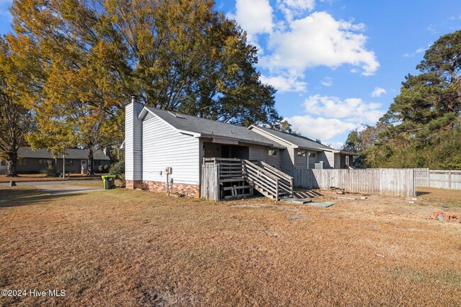 Building Photo - 115 Mourning Dove Trail