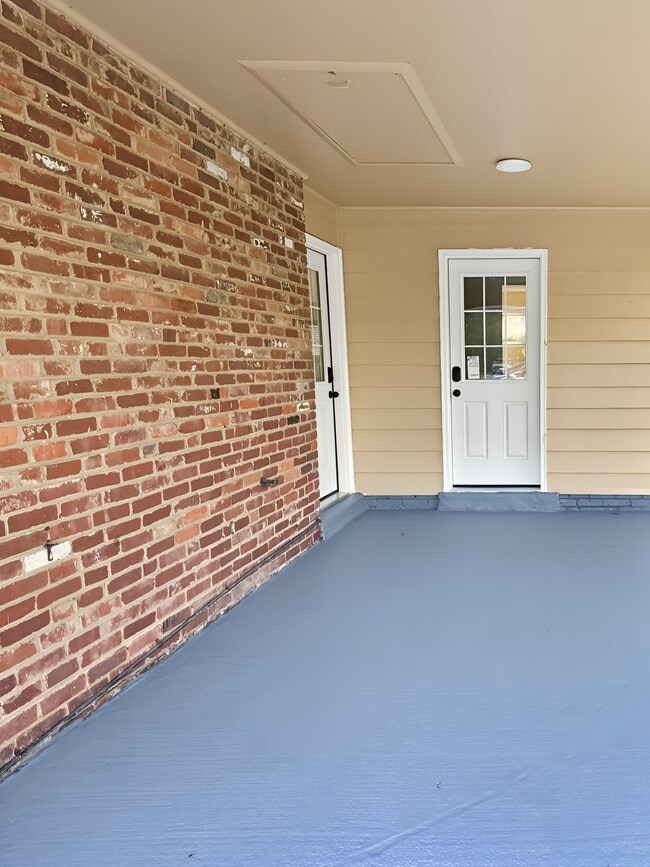 Building Photo - 7517 Murillo St