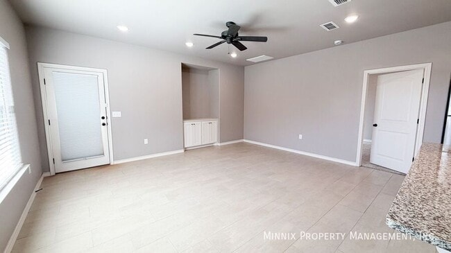 Building Photo - 1503 Avenue O