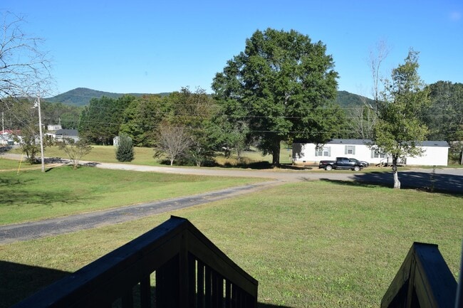 Building Photo - Charming 2BR/1BA Furnished Home in Taylors...