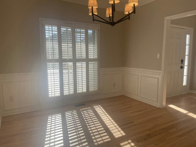 Building Photo - 2428 Havershire Dr